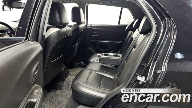 Chevrolet Korea Trax 2018 — photo 12