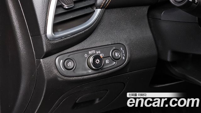Chevrolet Korea Trax 2018 — photo 17