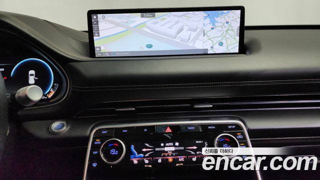 Genesis GV80 2020 — photo 14