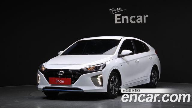 Hyundai Ioniq 2016 — photo 1
