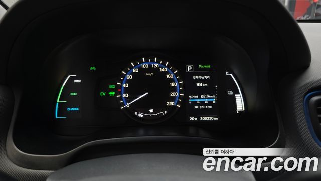 Hyundai Ioniq 2016 — photo 8