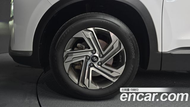 Hyundai Santafe 2021 — photo 5