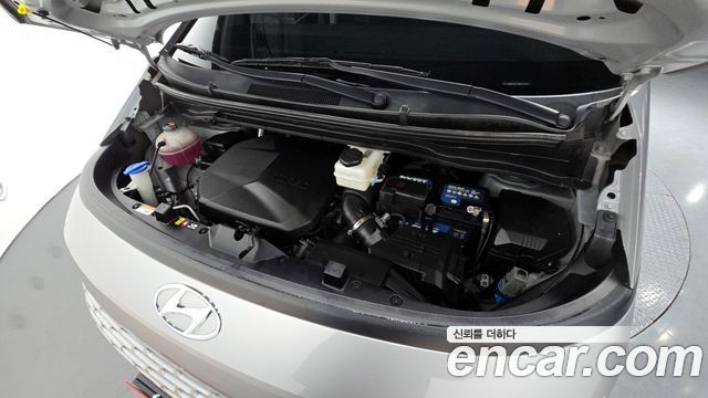 Hyundai Staria 2023 — photo 6