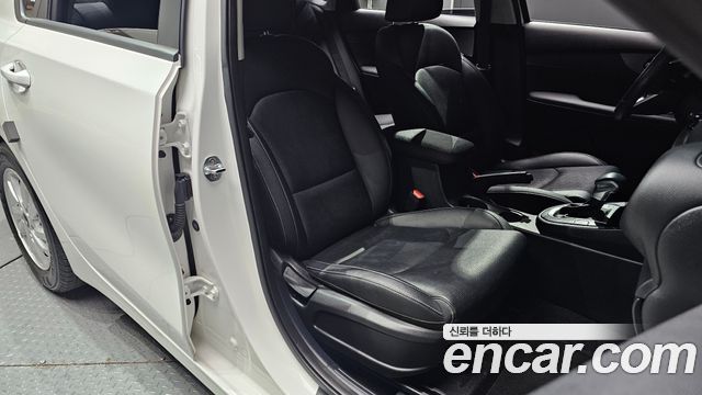 Kia K3 2020 — photo 11