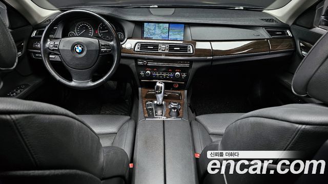 BMW 7-Series 2009 — photo 7