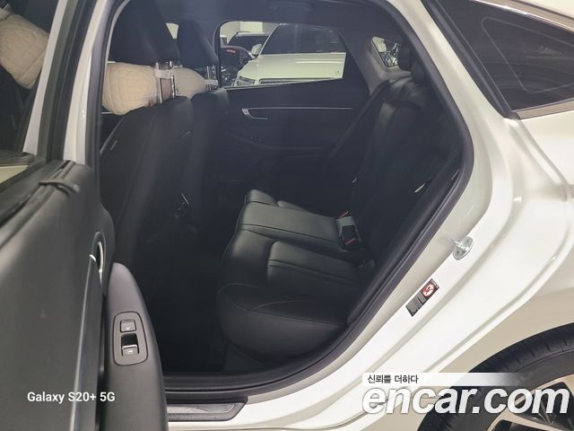 Hyundai Sonata 2020 — photo 11
