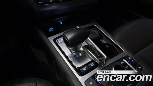 Genesis G80 2019 — photo 9