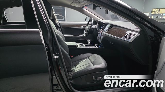 Genesis G80 2019 — photo 10