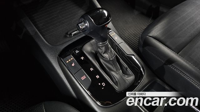 Kia K3 2016 — photo 9