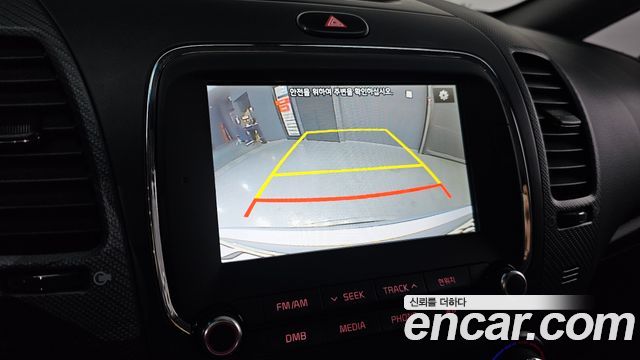 Kia K3 2016 — photo 20