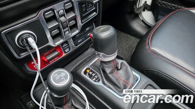 Jeep Gladiator 2021 — photo 9