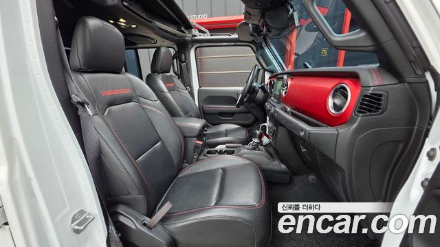 Jeep Gladiator 2021 — photo 10
