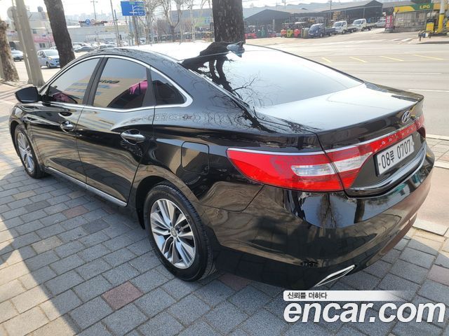 Hyundai Grandeur 2016 — photo 2