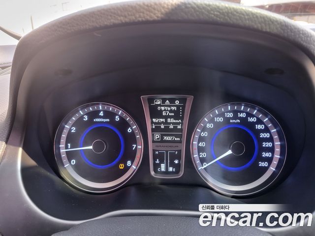 Hyundai Grandeur 2016 — photo 8