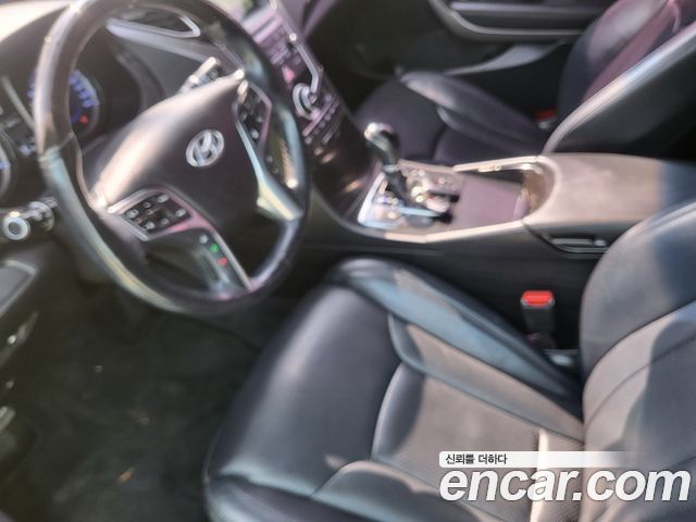 Hyundai Grandeur 2016 — photo 10