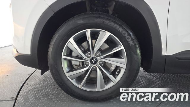 Hyundai Santafe 2019 — photo 5