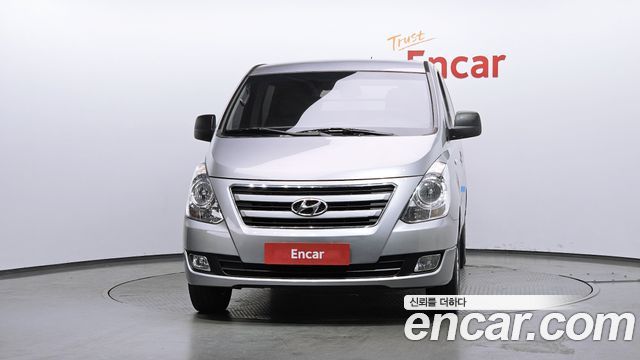 Hyundai Starex 2018 — photo 3