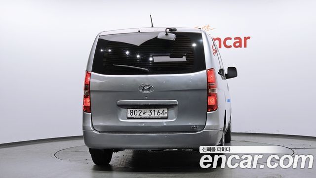 Hyundai Starex 2018 — photo 4
