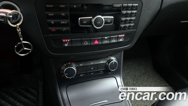 Mercedes-Benz B-Class 2015 — photo 16