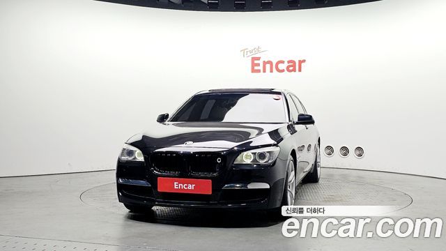 BMW 7-Series 2010 — photo 3