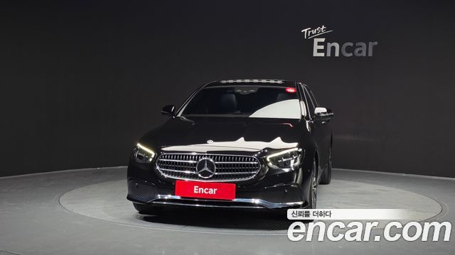 Mercedes-Benz E-Class 2021 — photo 3