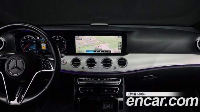 Mercedes-Benz E-Class 2021 — photo 15