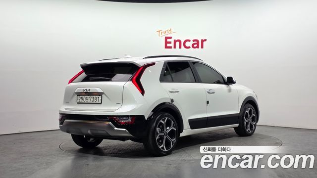 Kia Niro 2025 — photo 2