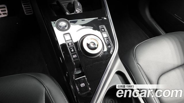 Kia Niro 2025 — photo 9