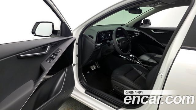 Kia Niro 2025 — photo 10