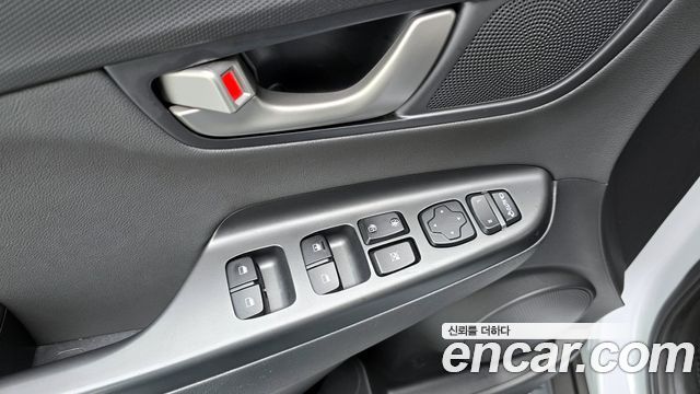 Hyundai Kona 2018 — photo 14