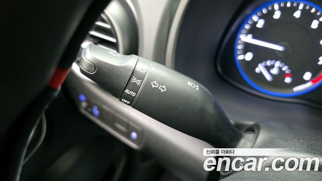 Hyundai Kona 2018 — photo 16