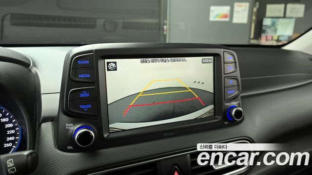 Hyundai Kona 2018 — photo 17