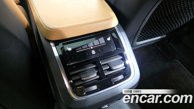Volvo S90 2020 — photo 19