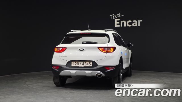 Kia Stonic 2018 — photo 4