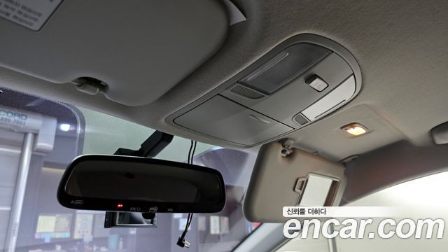 Kia Stonic 2018 — photo 20