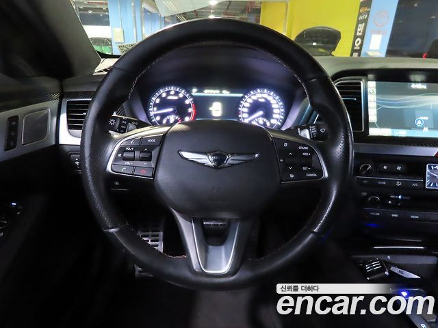 Genesis G80 2017 — photo 10