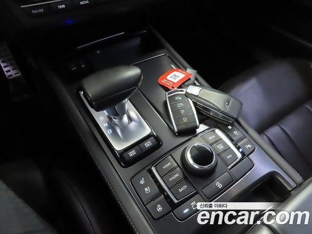 Genesis G80 2017 — photo 13