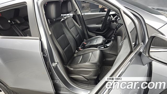 Chevrolet Korea Trax 2019 — photo 12