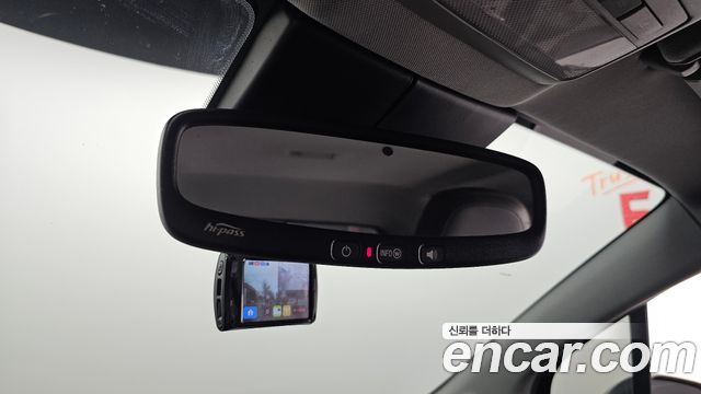 Chevrolet Korea Trax 2019 — photo 16