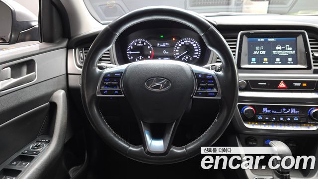 Hyundai Sonata 2018 — photo 13