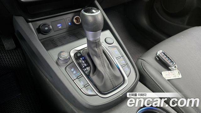 Hyundai Kona 2021 — photo 9