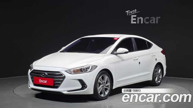 Hyundai AVANTE 2018 — photo 1