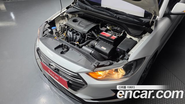 Hyundai AVANTE 2018 — photo 6