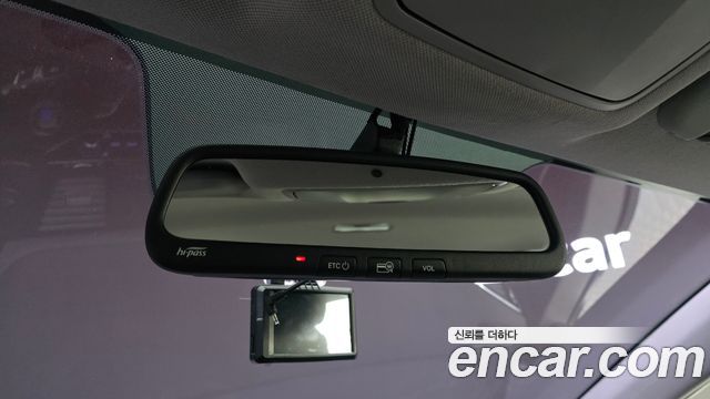 Hyundai AVANTE 2018 — photo 20