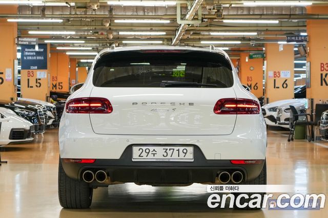 Porsche Macan 2017 — photo 4