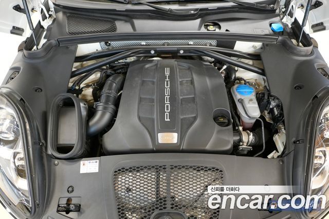 Porsche Macan 2017 — photo 6