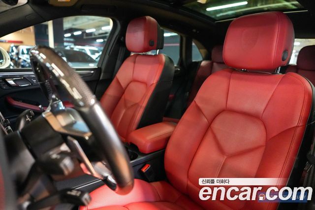 Porsche Macan 2017 — photo 7