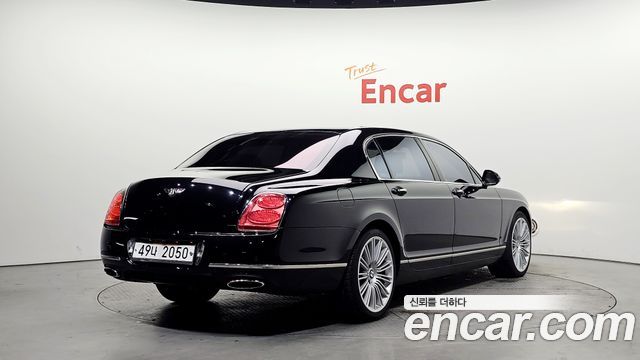 Bentley Flying Spur 2013 — photo 2