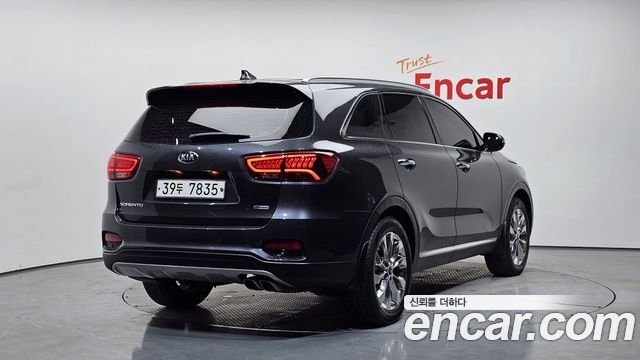Kia Sorento 2019 — photo 2