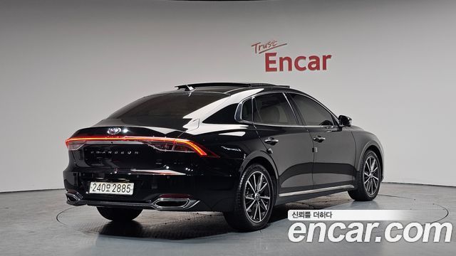 Hyundai Grandeur 2022 — photo 2